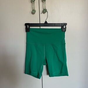 Wunder Train Shorts 6” - Kelly Green